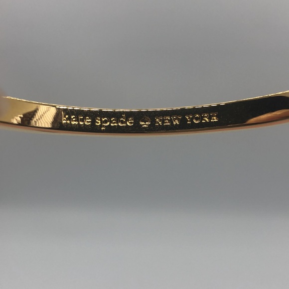 Kate Spade - ‘Spot the Spade’ Black & Gold Bracelet/Bangle NWT - Picture 4 of 7
